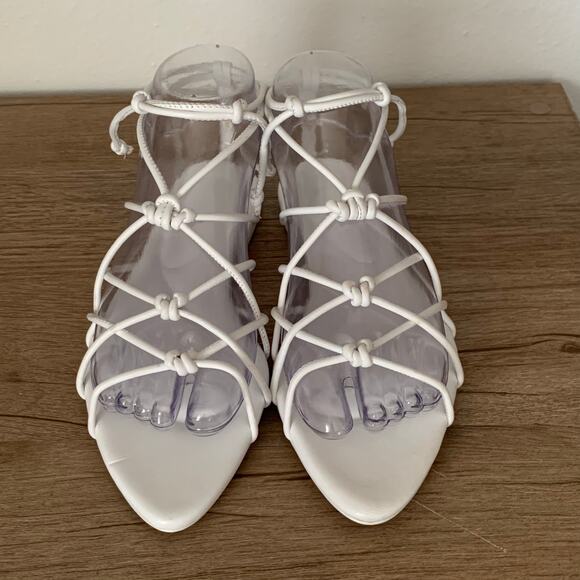 VINCE Kenna Leather Strappy Gladiator Knotted Leather Sandal Flats sz 6 US White - Picture 4 of 16